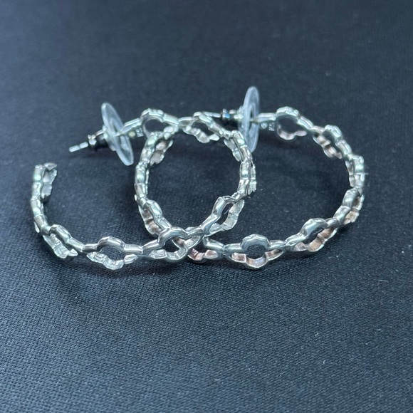 Kendra Scott Silver Geometric Earrings - Picture 3 of 6